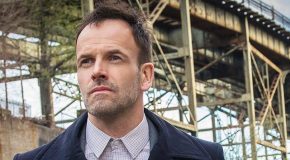 Une saison 6 pour Elementary, Great Indoors annulée