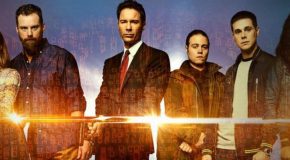 Lundi 16/10, ce soir : saison 2 de Travelers sur Showcase